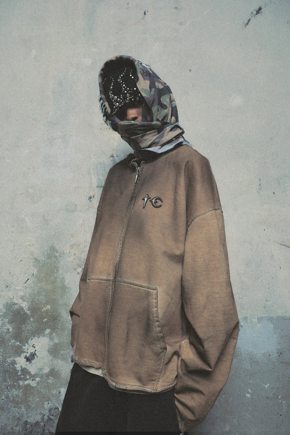 CREED SCARF HOODED ZIP-UP HOODIE