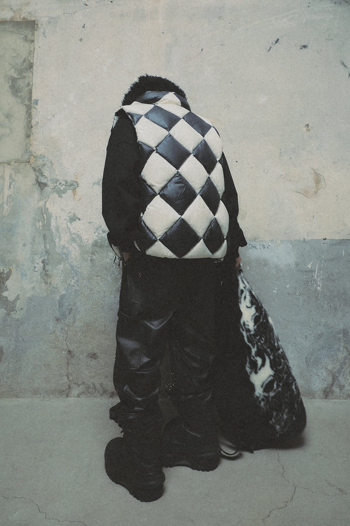 CHECKMATE PUFFER VEST