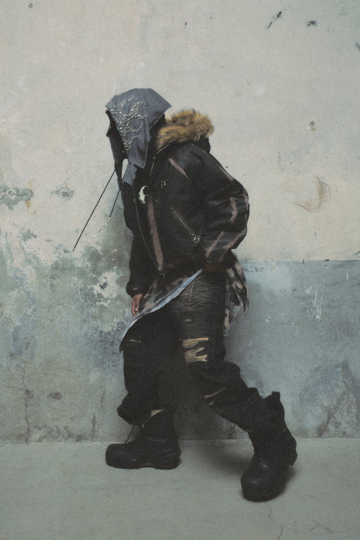 THREE RIDING SKULL FUR HOODED JACKET
