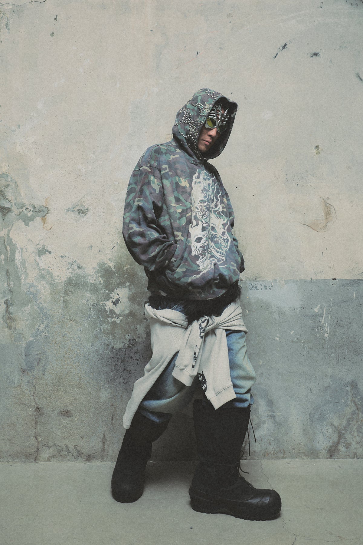 HOTHEADED RIDING SKULL HOODIE