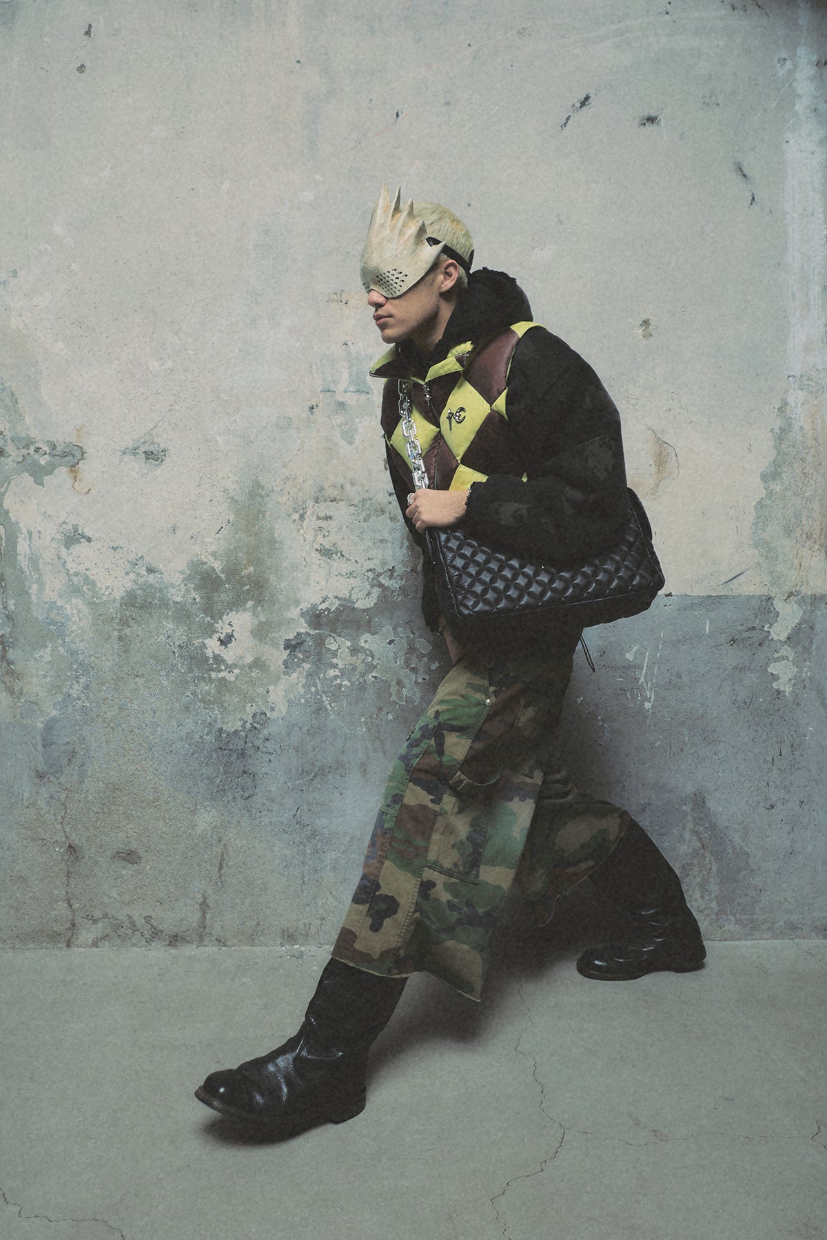 CHECKMATE PUFFER VEST
