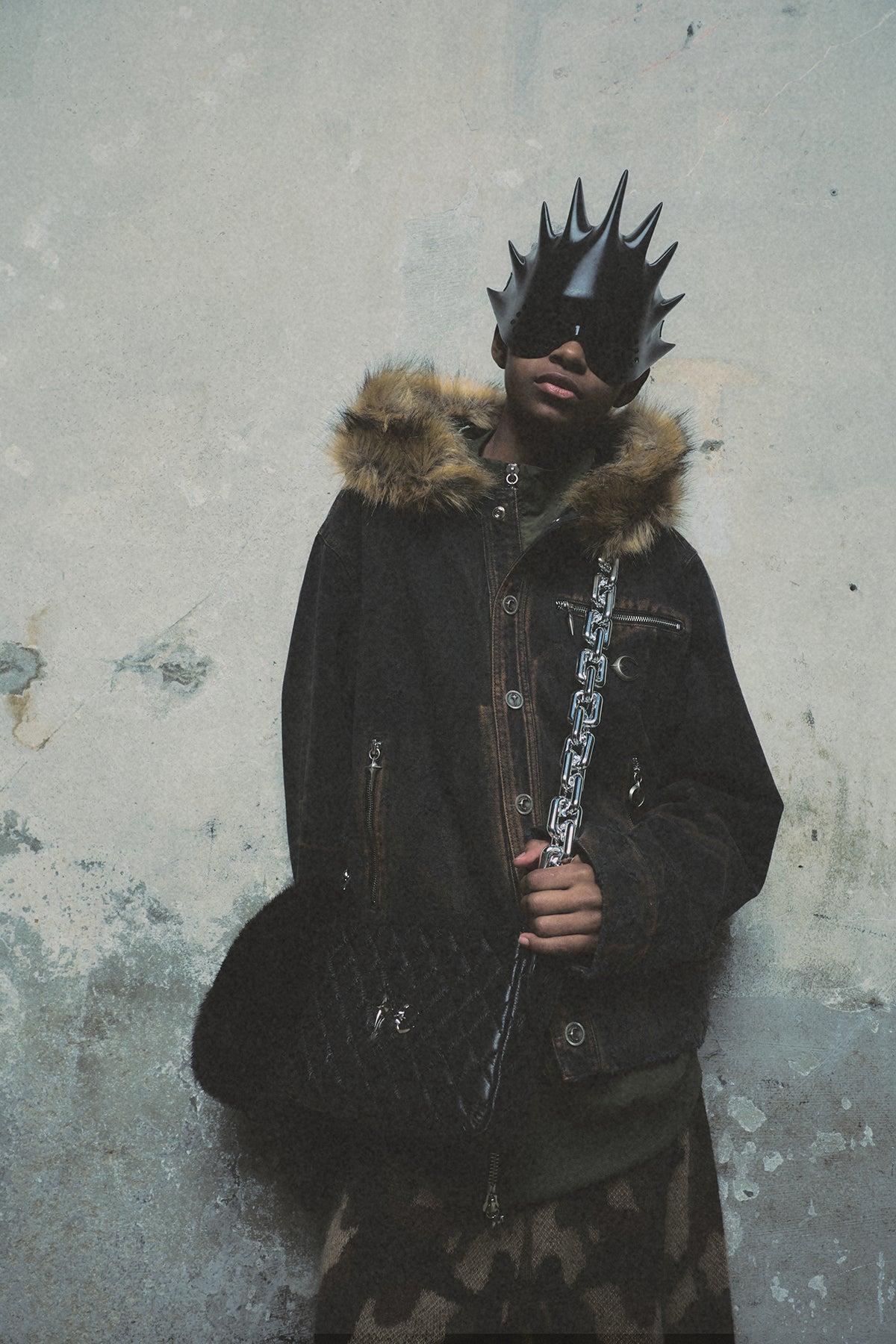 TC TWO TONE WASHED FUR HOODED JACKET