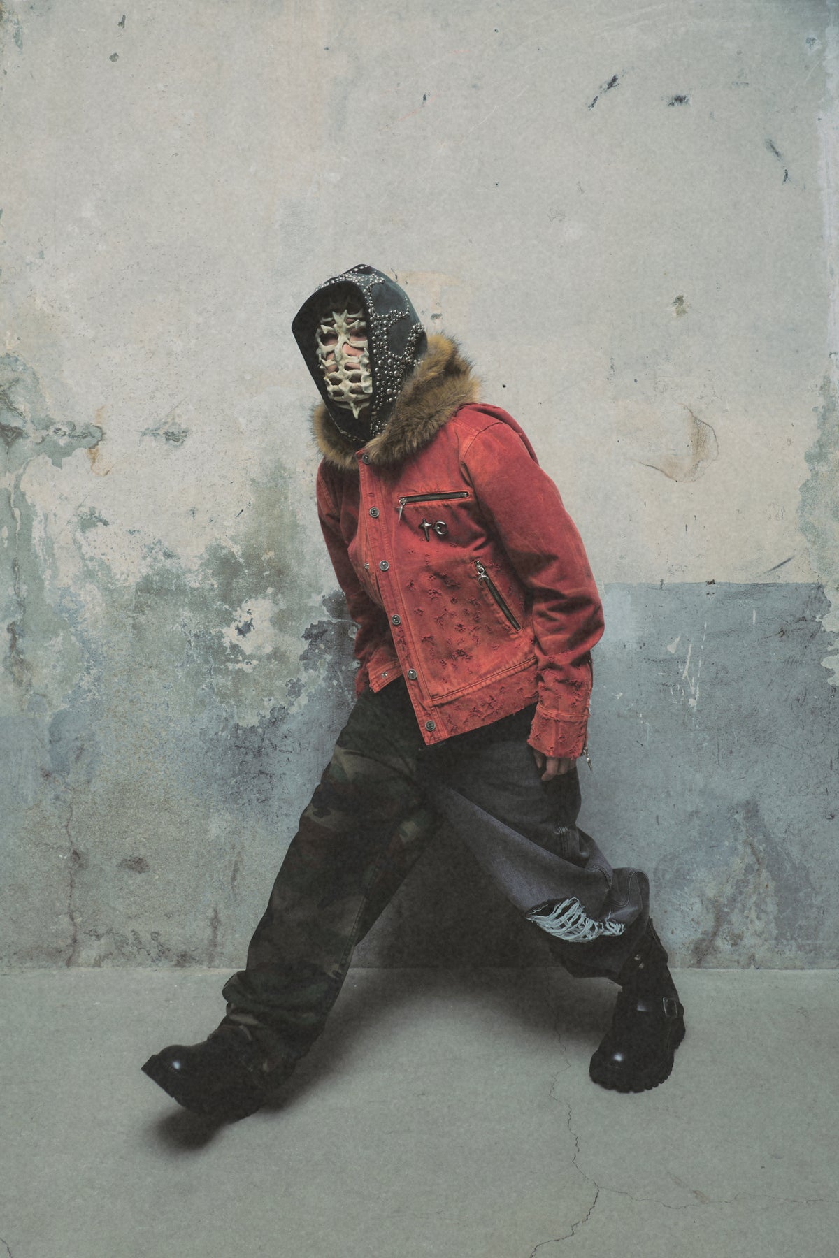 TC TWO TONE WASHED FUR HOODED JACKET