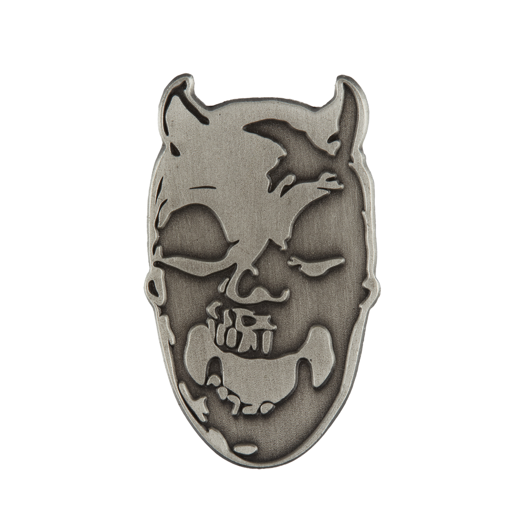 TC RIDING SKULL BROOCH