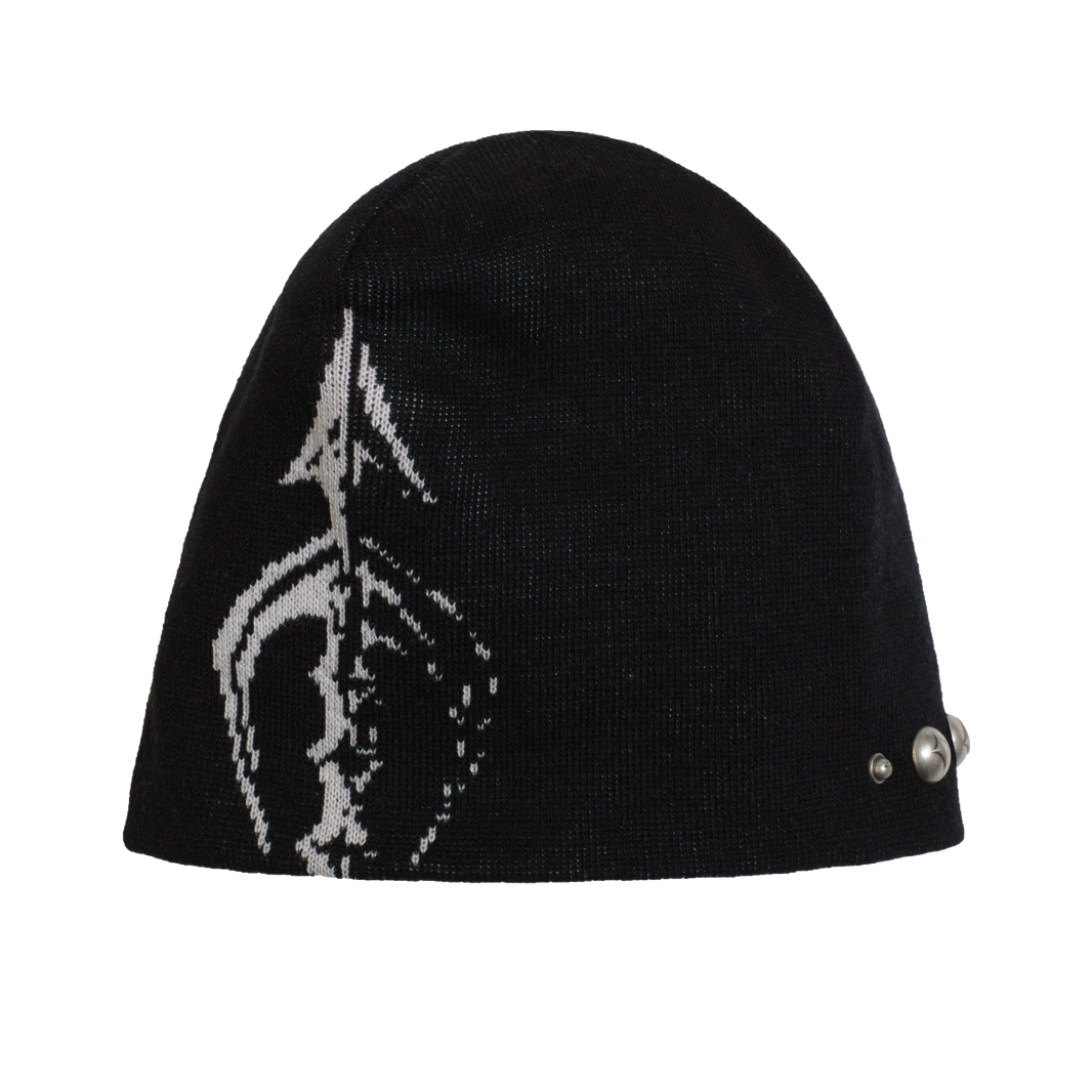 Iron spear pin beanie